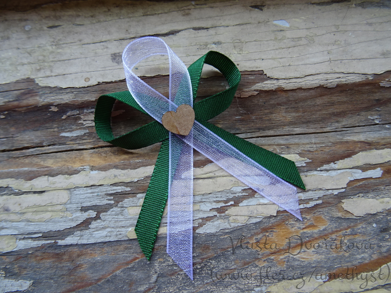 Svatební vývazek rustik - zelená tm. 315 / bílá