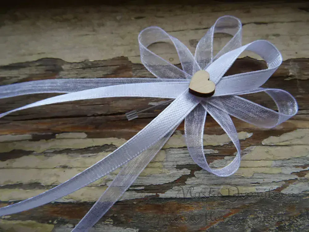 Svatební vývazek rustik velký - bílá se srdíčkem