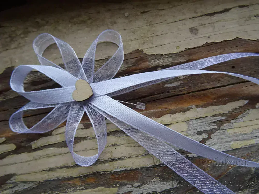 Svatební vývazek rustik velký - bílá se srdíčkem